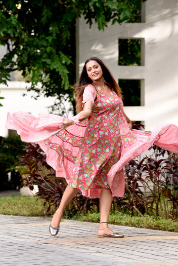 Pink Sleeveless Dress with Flared Jacket