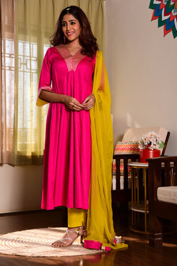Gota-Patti work ethnic outfit with pant and Dupatta